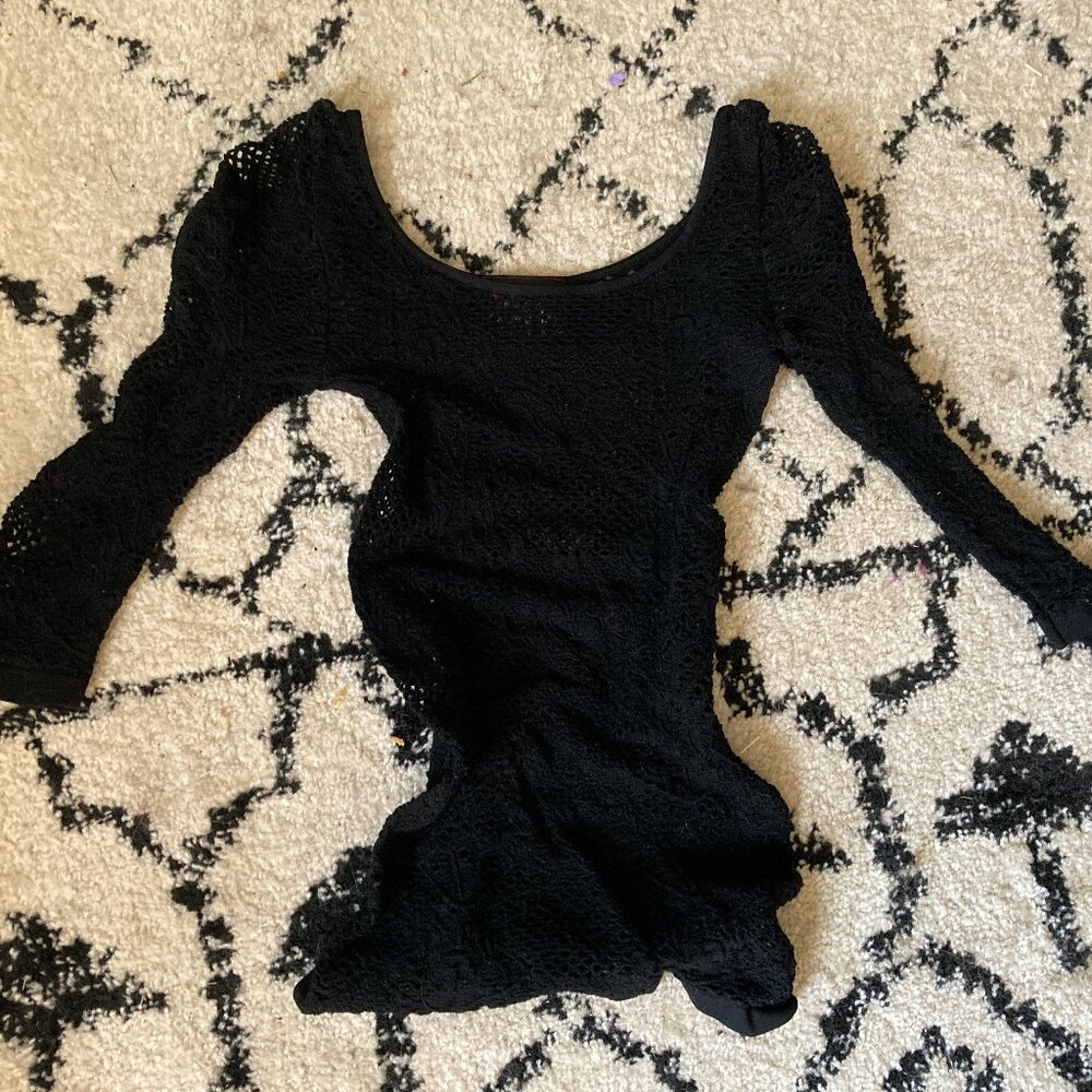 Heavy Red Couture Noir L'Amour La Mort Black Knit Top, Size 0/S